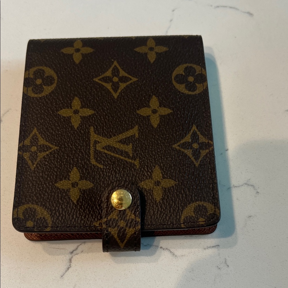 Louis Vuitton Brown and Gold Monogram note pad